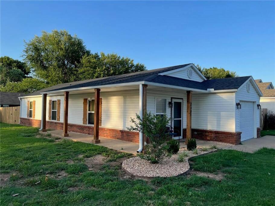 House Of Charm! Bike Trails & New Walmart Hq Villa Bentonville Eksteriør billede